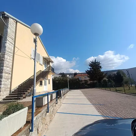 Hostel Letovisce Primarija Kurta Kanclerja Punat