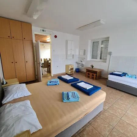 Letovisce Primarija Kurta Kanclerja Punat