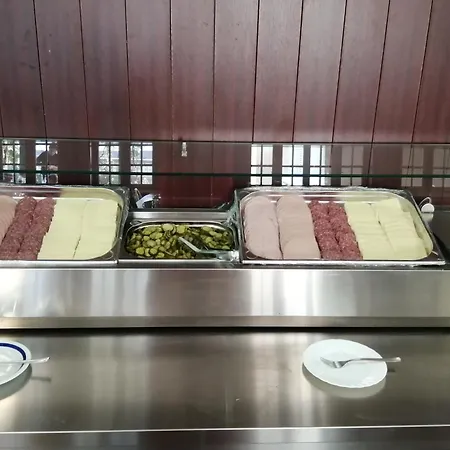 אכסניה Letovisce Primarija Kurta Kanclerja