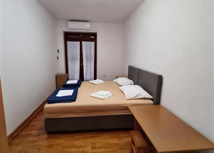 Letovisce Primarija Kurta Kanclerja * Punat